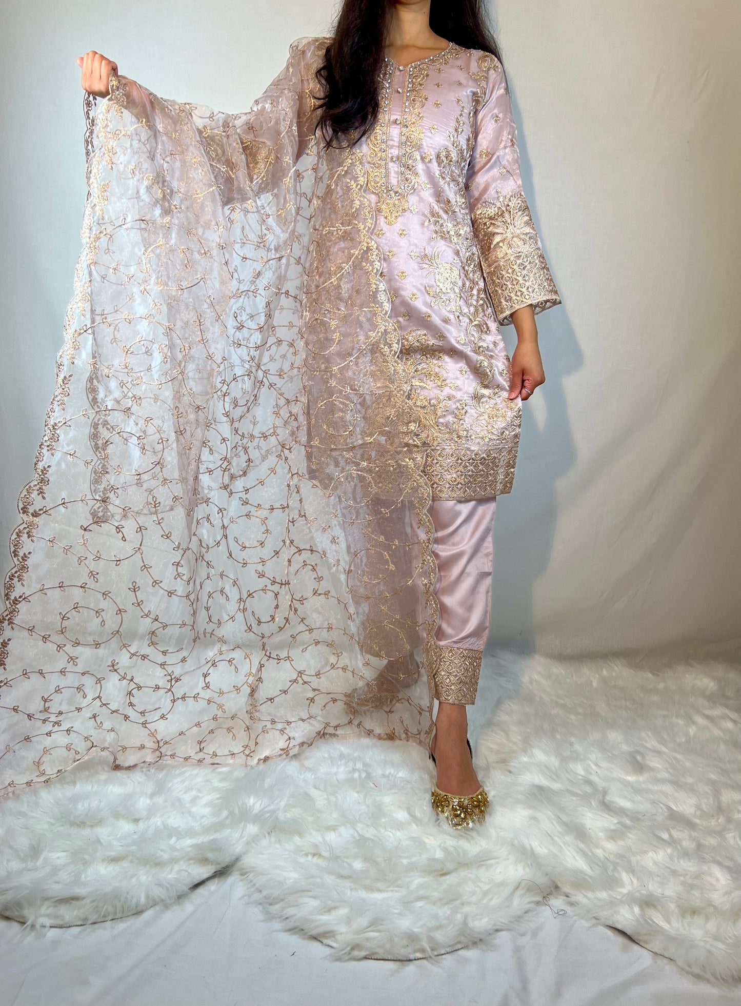 Soft Lilac Salwar Kameez Zaari Embroidery