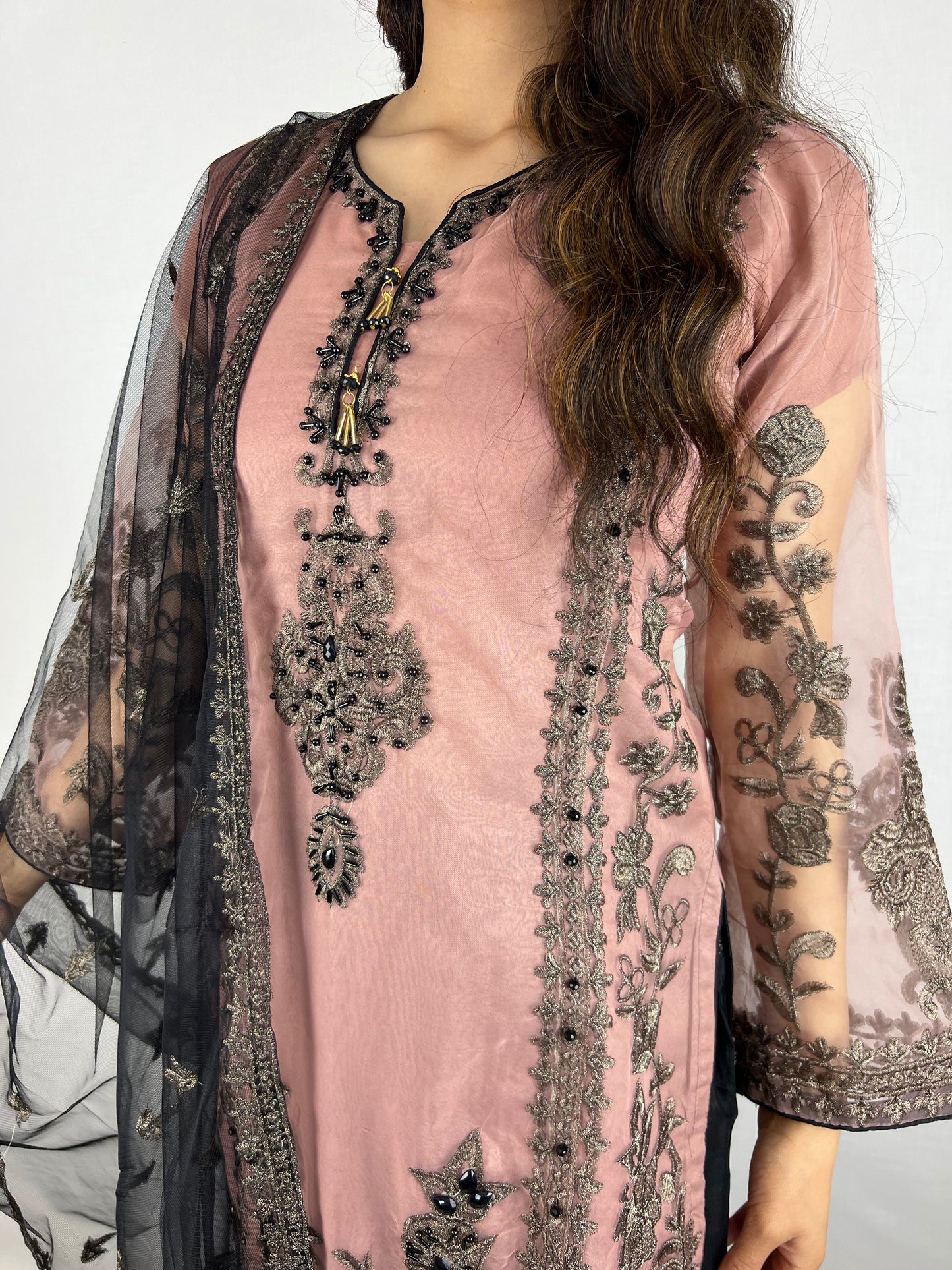 Dusky Pink & Black Zardorzi Suit