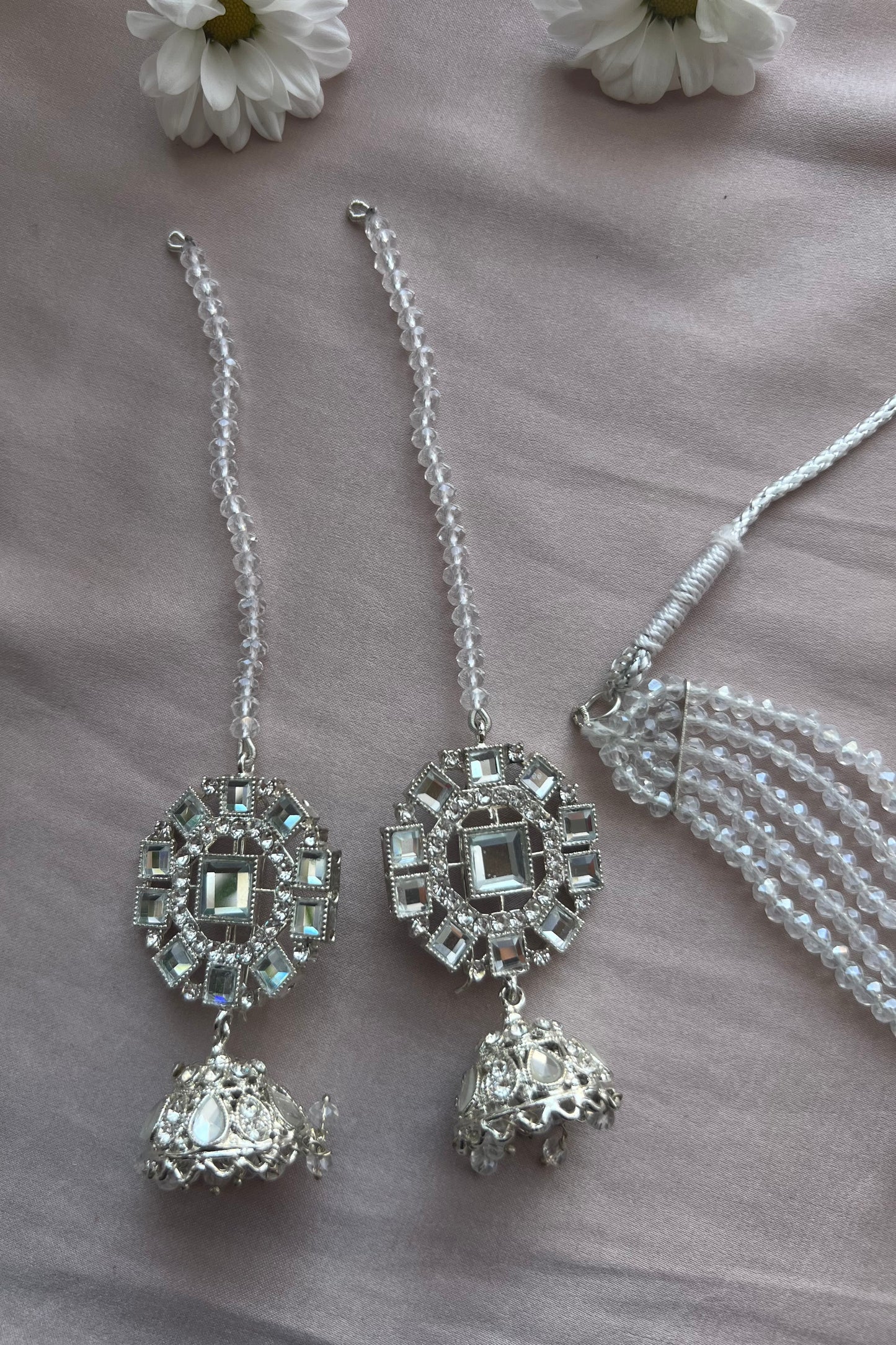 Silver & White Jewellery Set