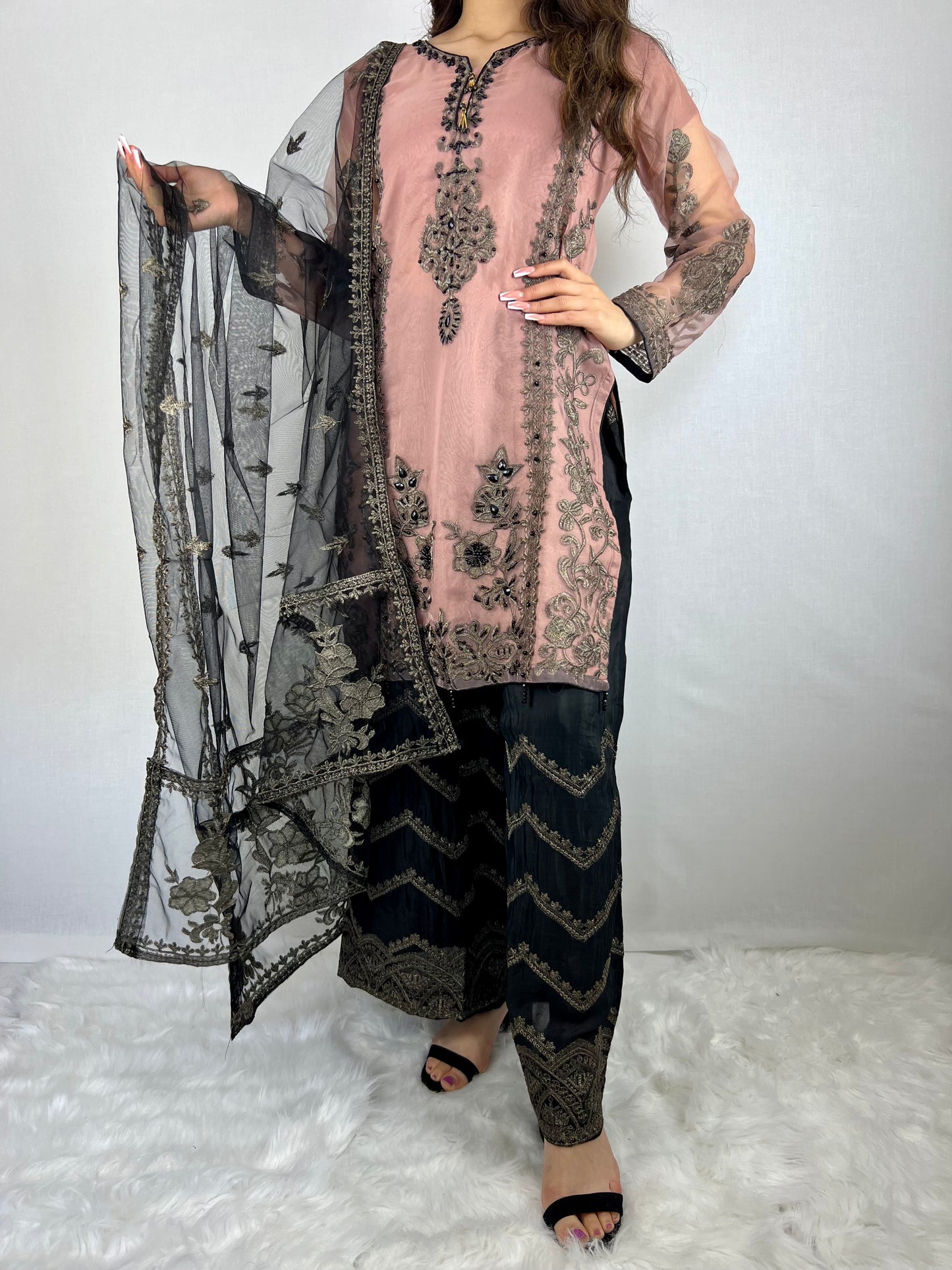 Dusky Pink & Black Zardorzi Suit