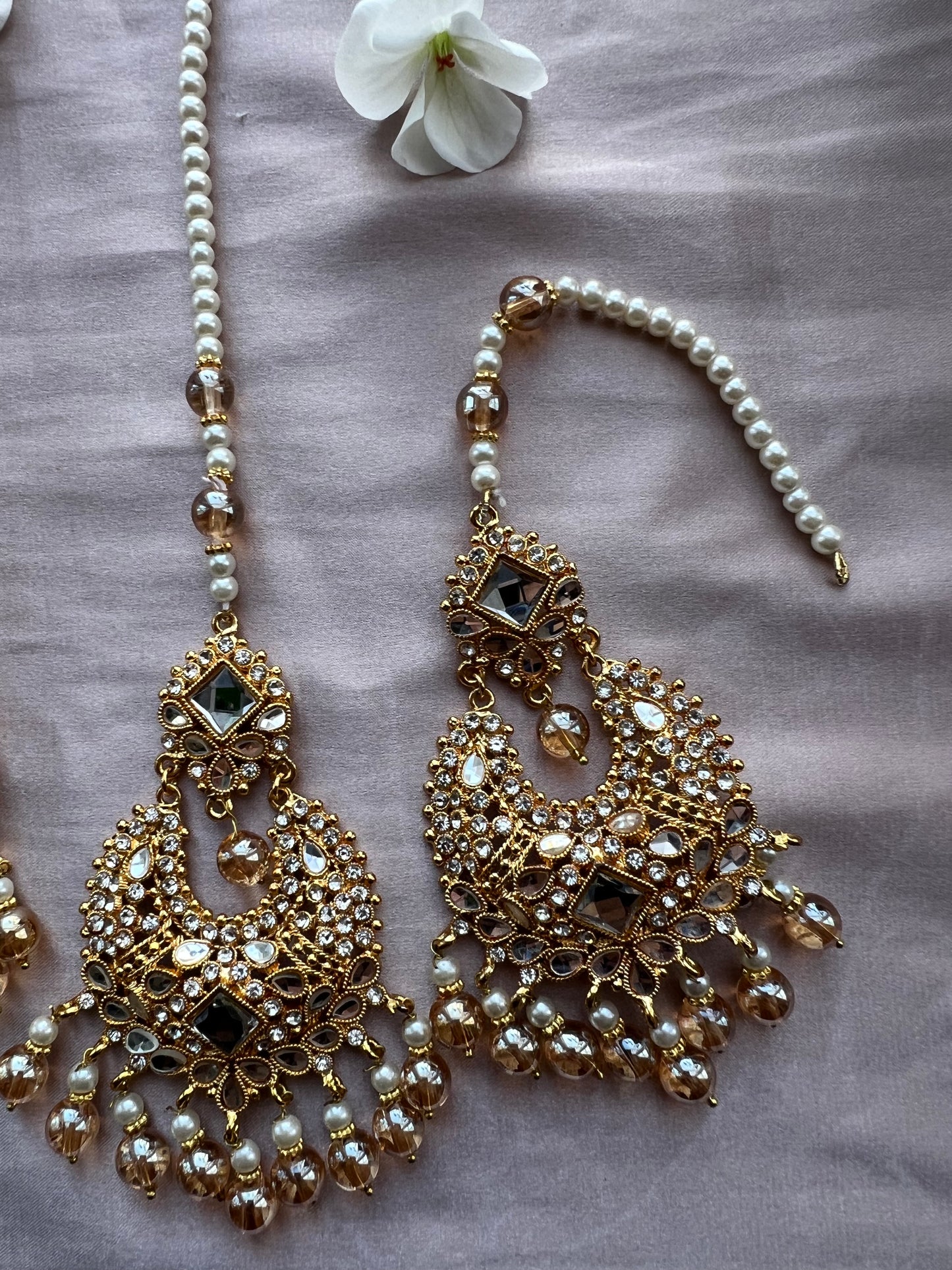 White Pearl & Gold Jewellery Set