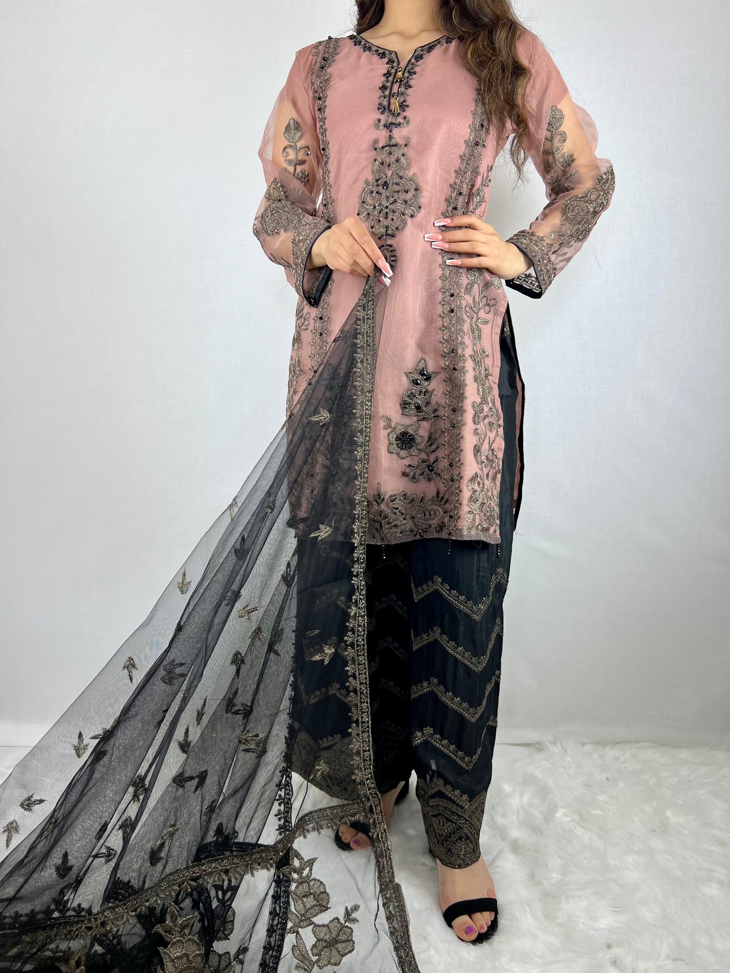 Dusky Pink & Black Zardorzi Suit